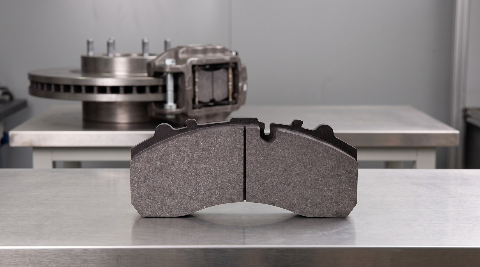 Brake pad sample testing supplier approval for commercial vehicle brakes