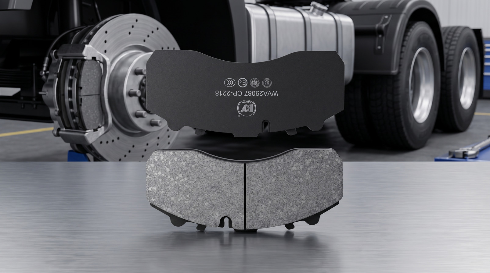 Private label brake pads vs OEM brake pads for commercial vehicle distributors