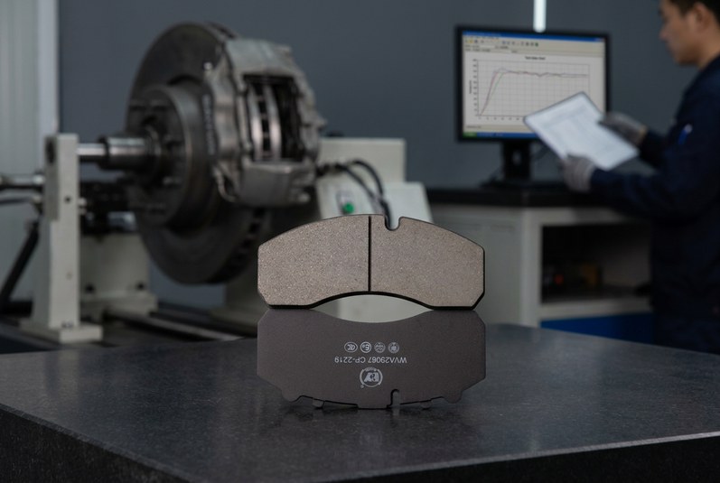 Commercial vehicle brake pad inspection for ECE R90 and IATF 16949 audit documentation