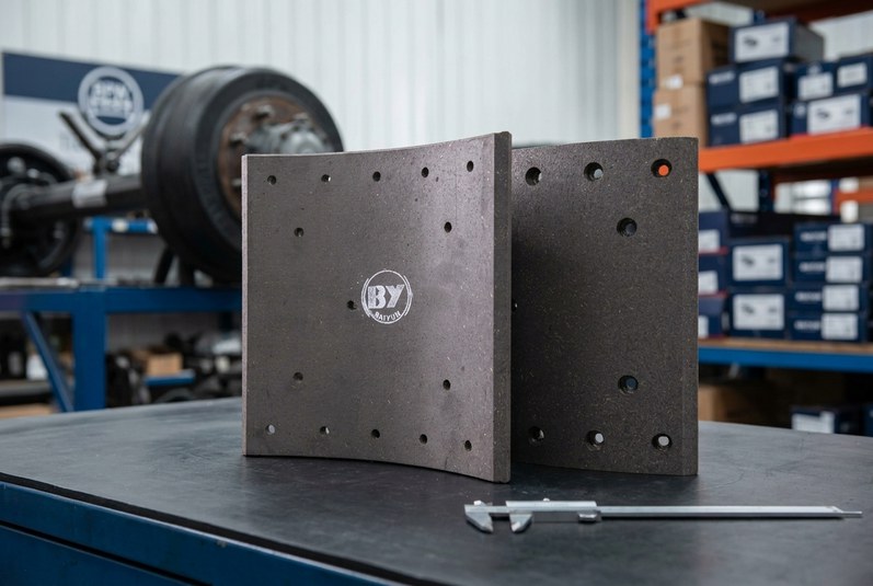 BPW drum brake lining inspection for importer replacement checklist