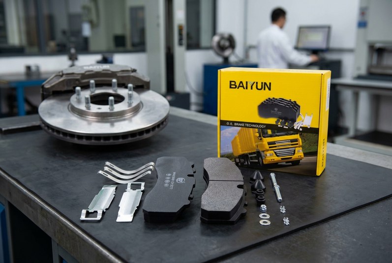 Commercial vehicle brake pad quality inspection during factory audit China brake pad supplier verification