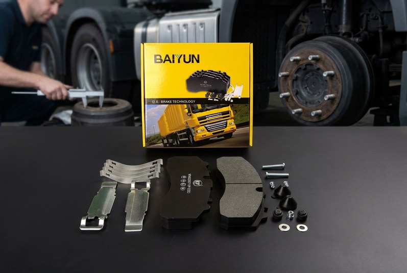 BAIYUN CP2223 commercial vehicle brake linings inspected on workshop table